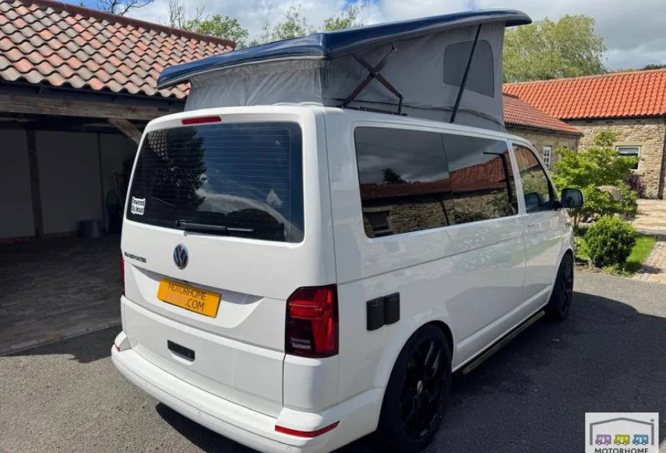 Volkswagen T28 Highline 2024