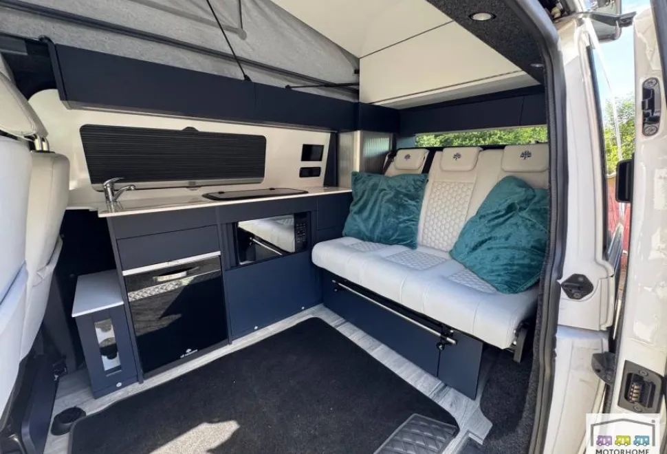 Volkswagen T28 Highline 2024