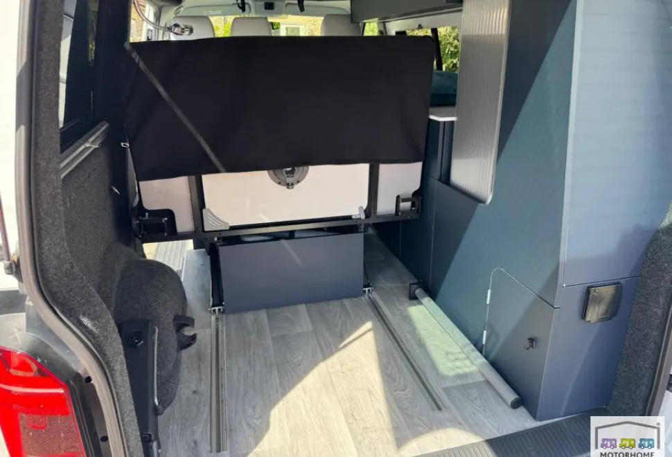 Volkswagen T28 Highline 2024
