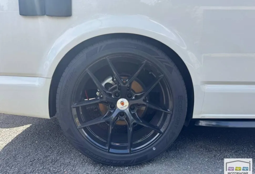 Volkswagen T28 Highline 2024