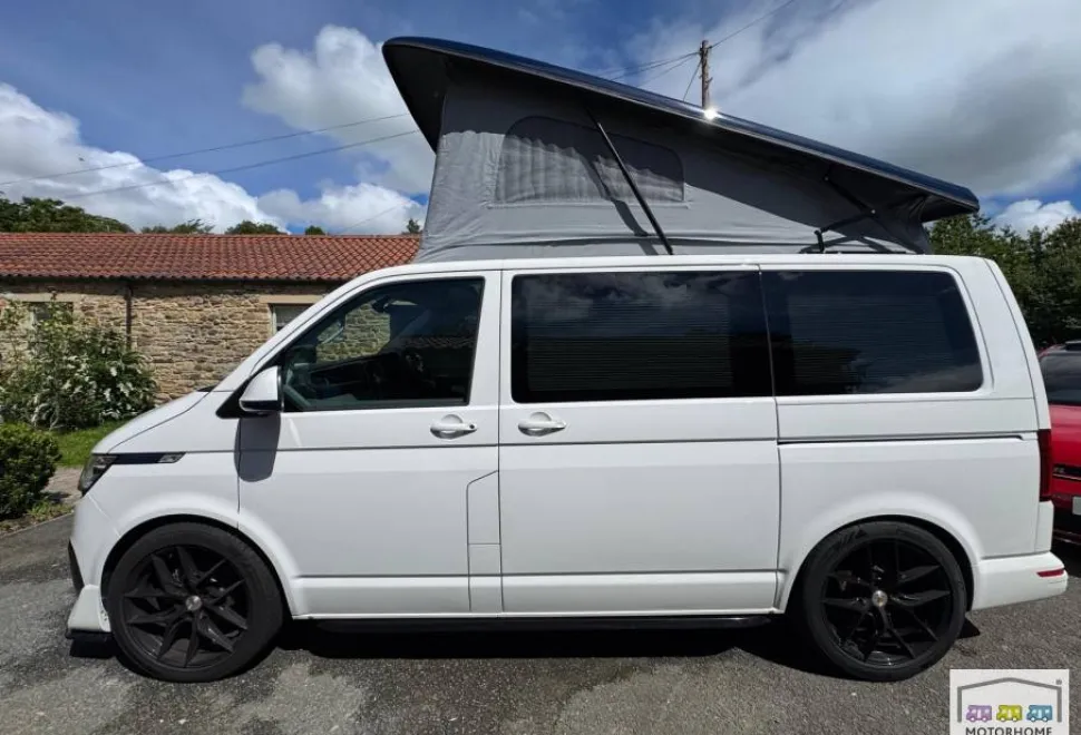 Volkswagen T28 Highline 2024