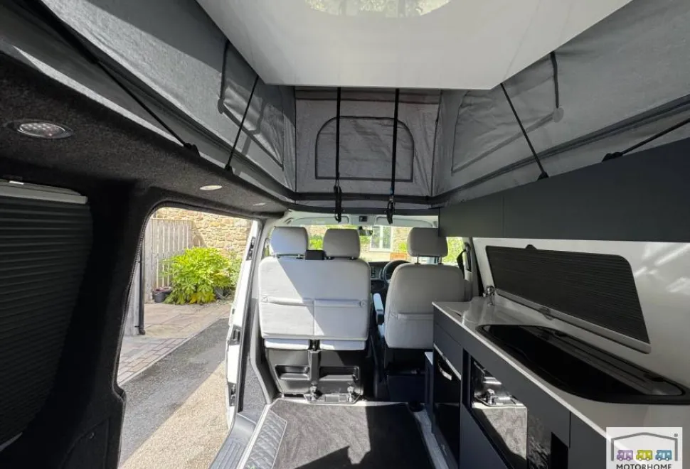 Volkswagen T28 Highline 2024