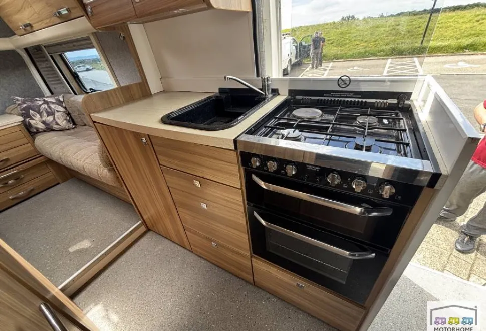 Peugeot Boxer 435 PRO L4H2 BLUE HDI 2016