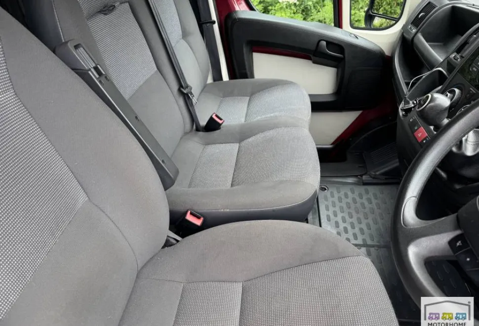 Peugeot Boxer  2012