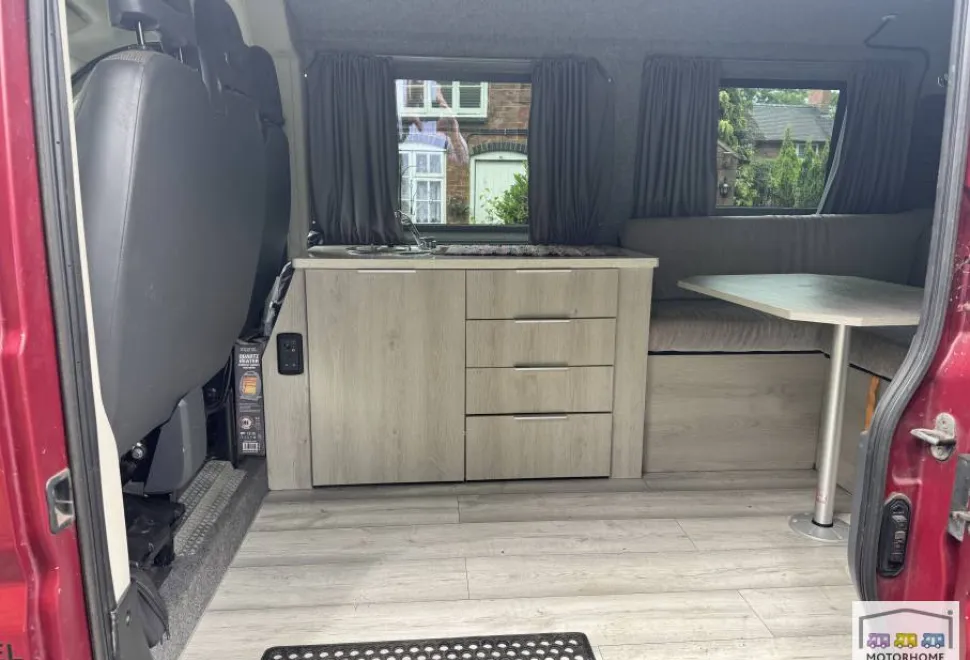 Peugeot Boxer  2012