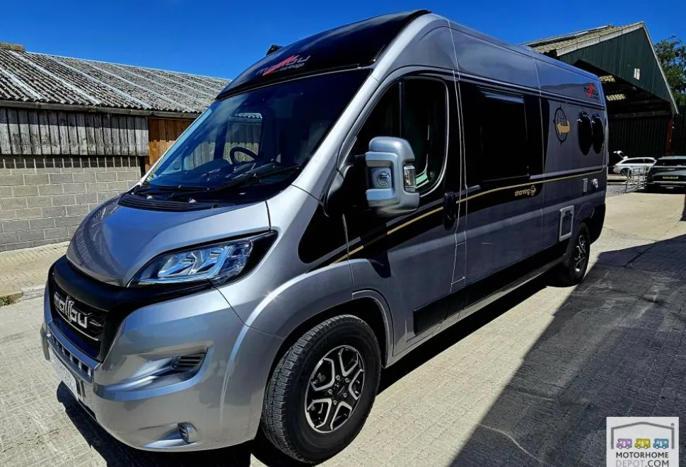 Malibu Charming GT600 DBK 2024