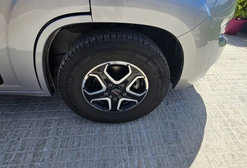 Malibu Charming GT600 DBK 2024