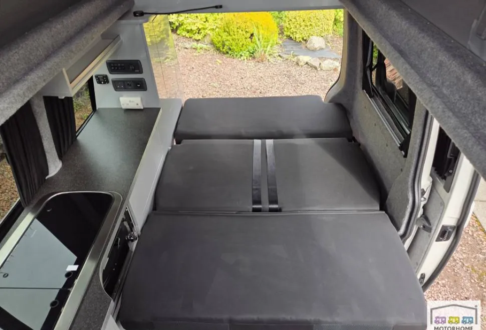 Volkswagen T6.1 Transporter Highline  2021