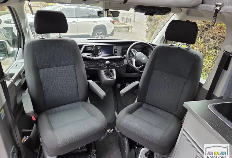 Volkswagen T6.1 Transporter Highline  2021