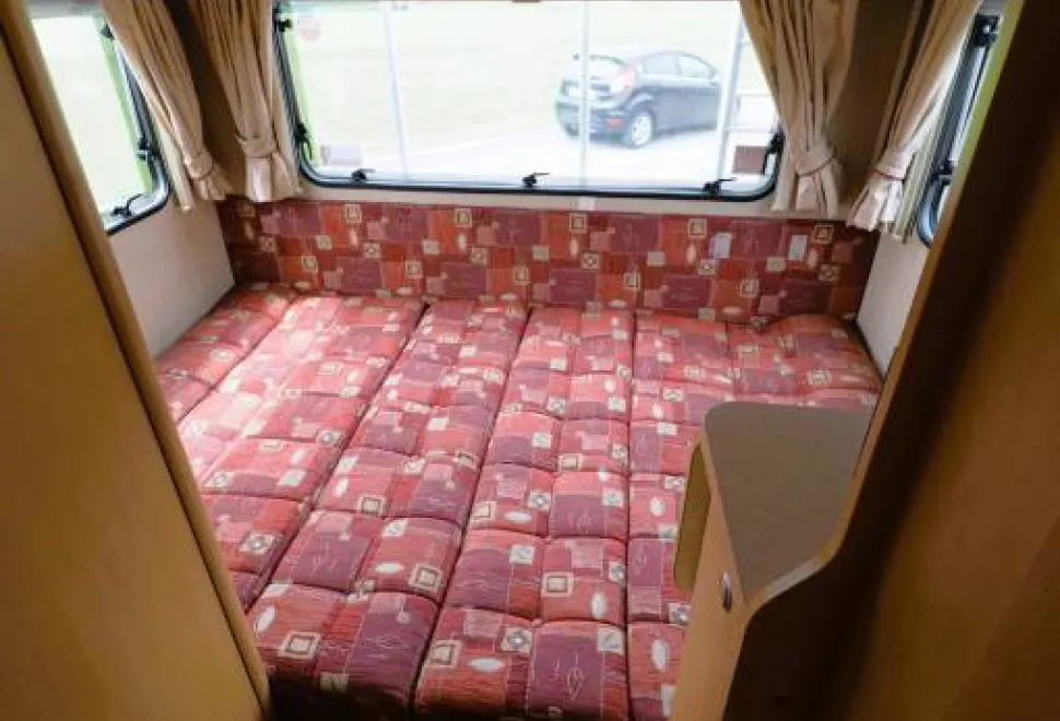 Elddis Sunquest 180 2011