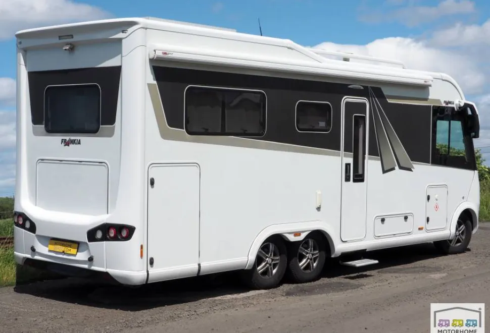 Frankia F Line Luxury i790 2020