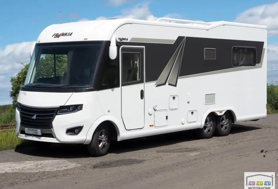 Frankia F Line Luxury i790 2020