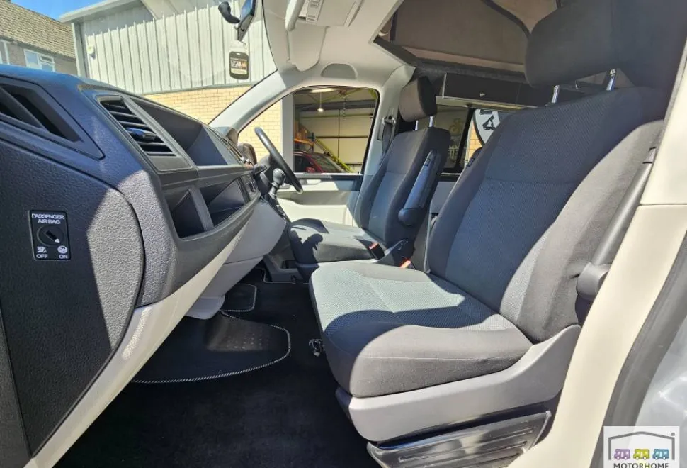 Volkswagen Campervan  2018