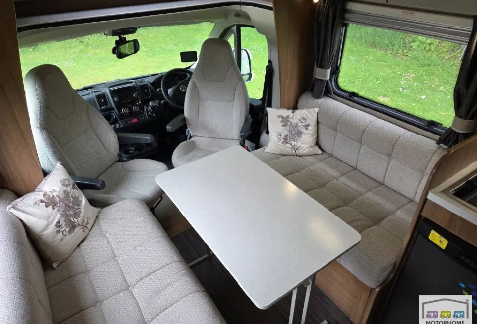 Auto-Trail Tribute T715 2017