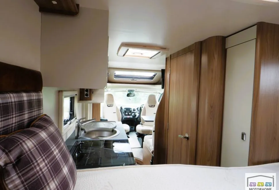 Swift Escape Compact C205 2020