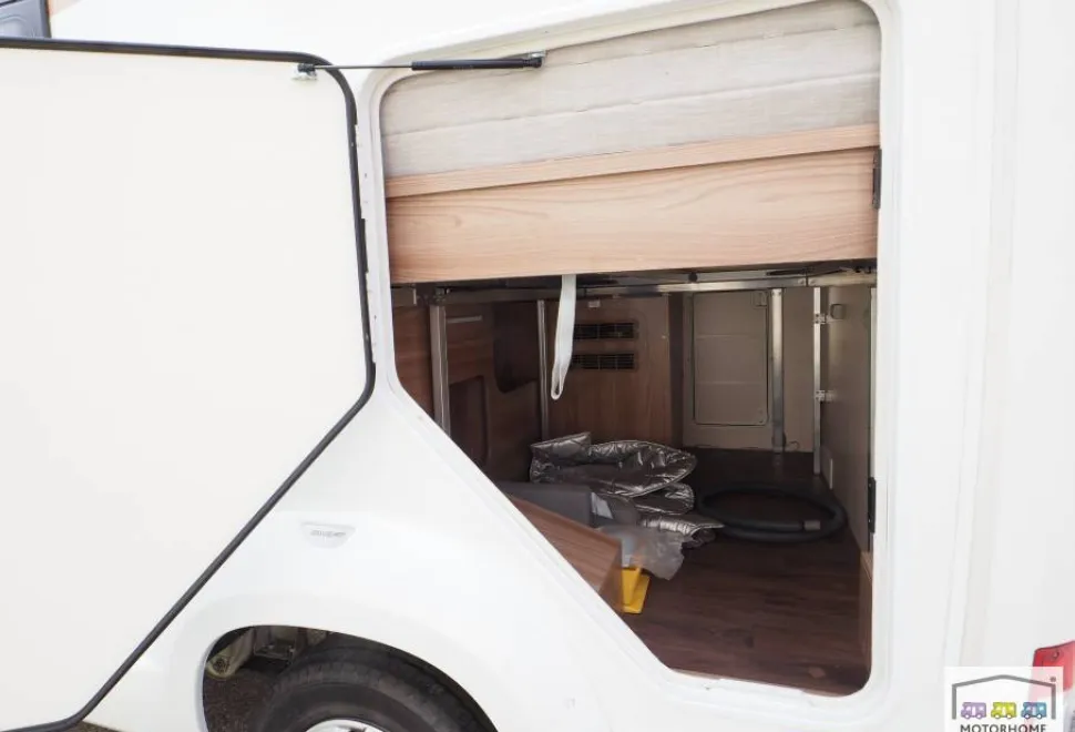 Swift Escape Compact C205 2020