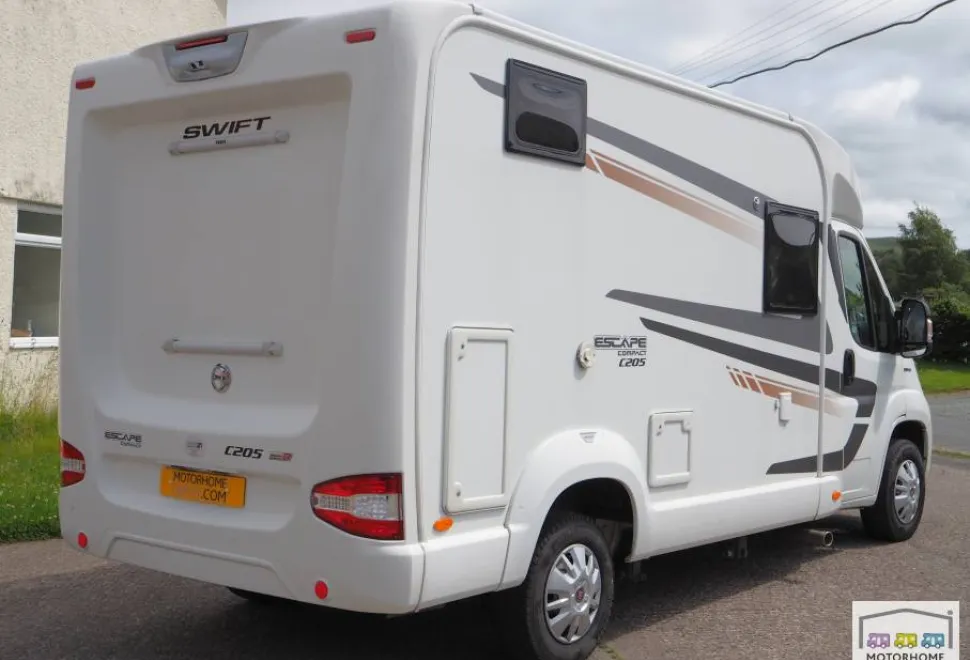 Swift Escape Compact C205 2020