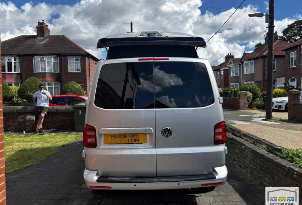 Volkswagen T30 Highline TDI 2017