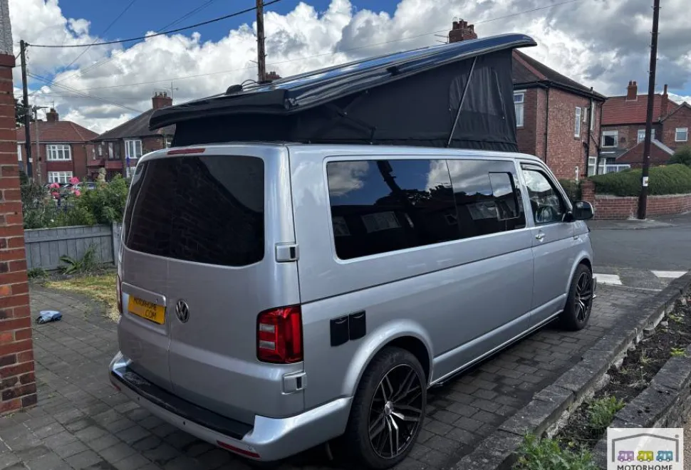 Volkswagen T30 Highline TDI 2017