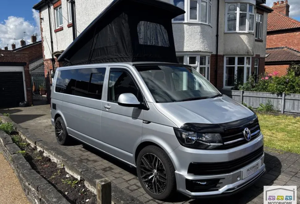 Volkswagen T30 Highline TDI 2017