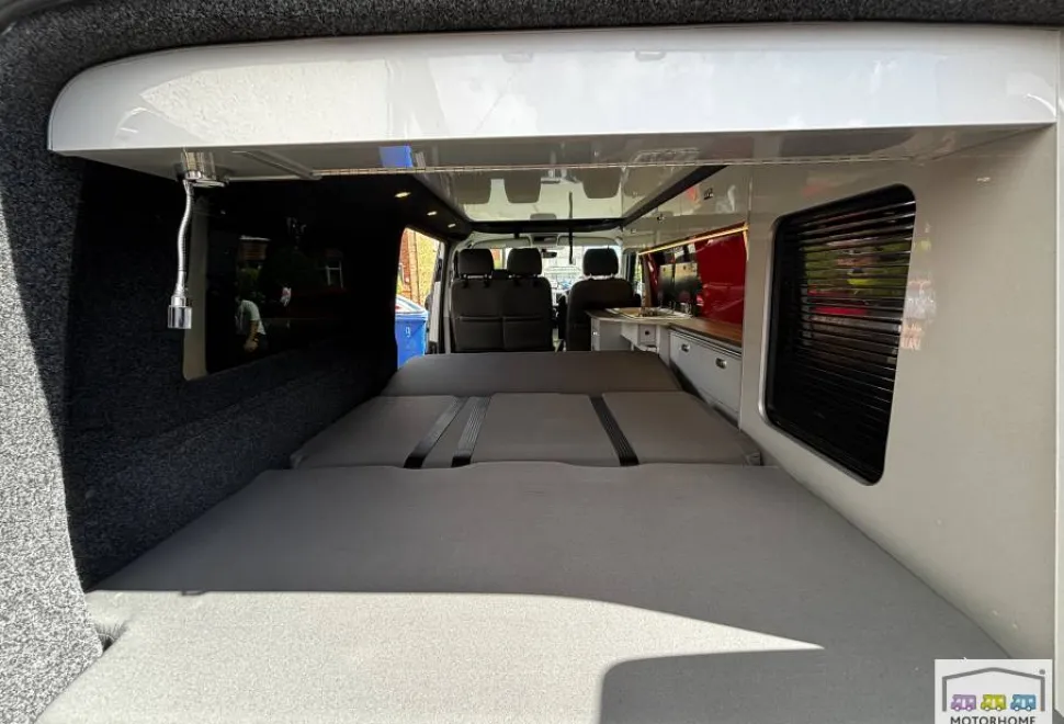Volkswagen T30 Highline TDI 2017