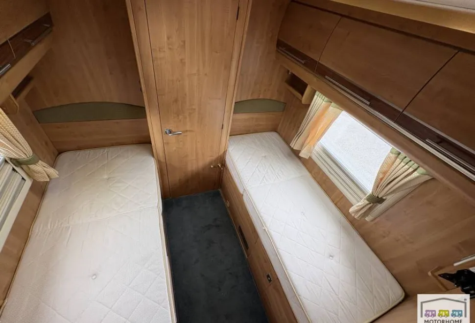 Auto-Trail Cheyenne 740S  2008