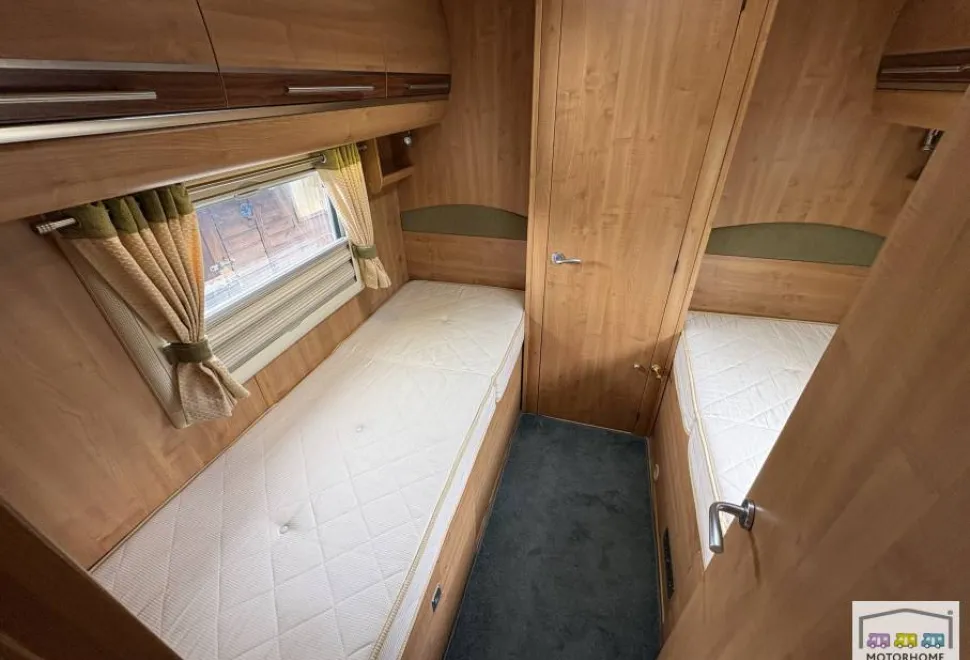 Auto-Trail Cheyenne 740S  2008