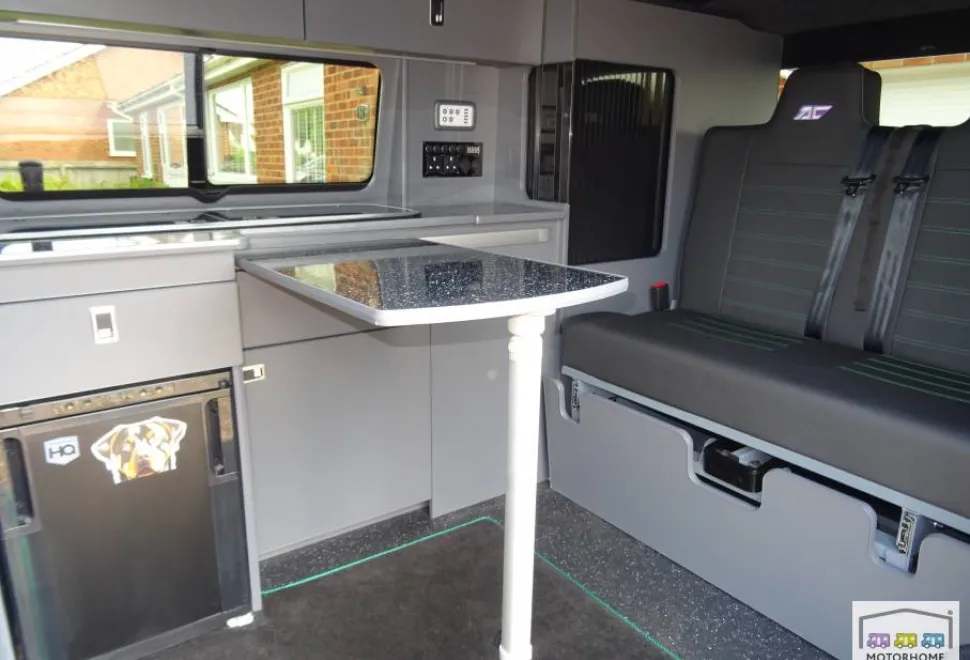 Volkswagen T6.1 Transporter Highline  2023