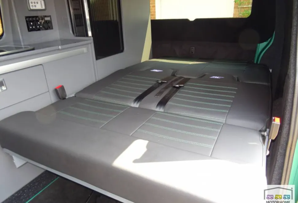 Volkswagen T6.1 Transporter Highline  2023