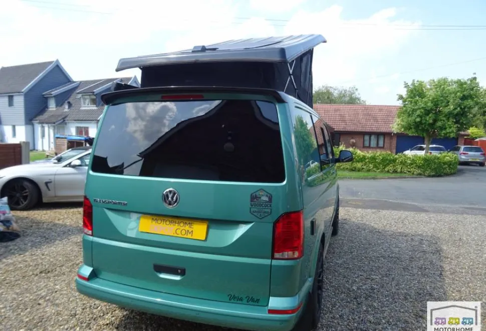 Volkswagen T6.1 Transporter Highline  2023