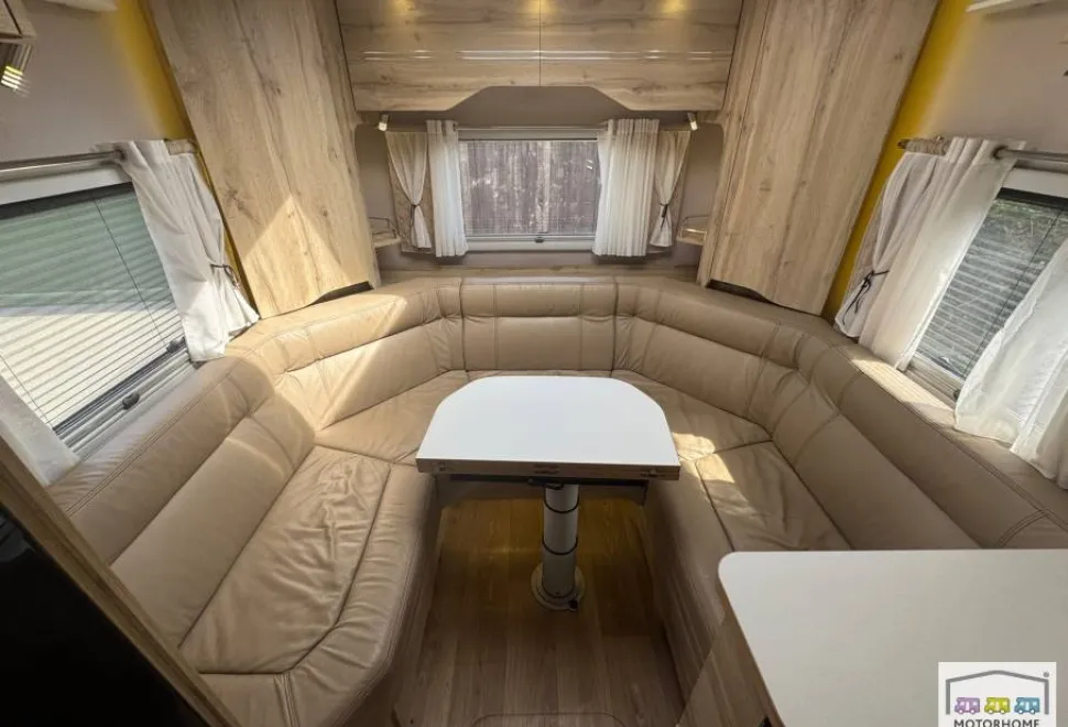 Le Voyageur  7.8 LU  2020