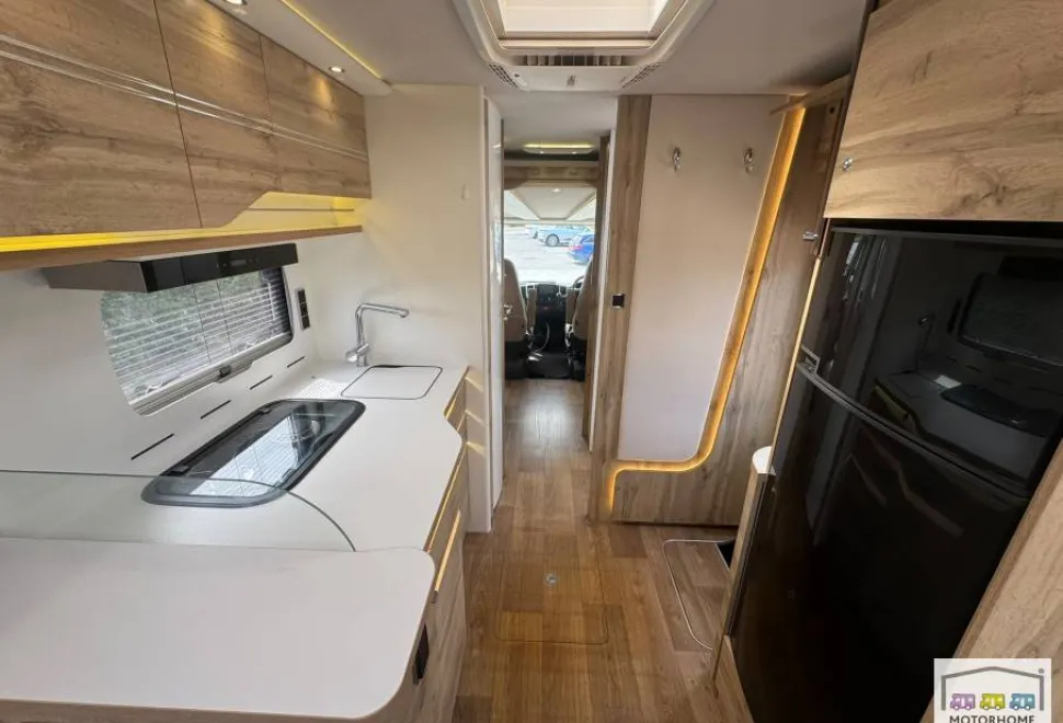 Le Voyageur  7.8 LU  2020