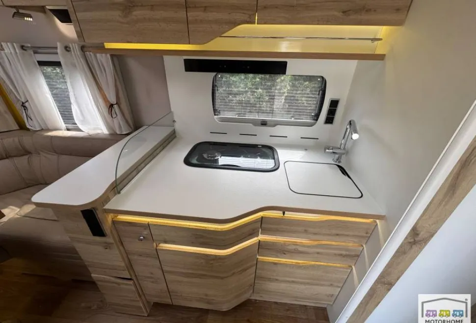 Le Voyageur  7.8 LU  2020