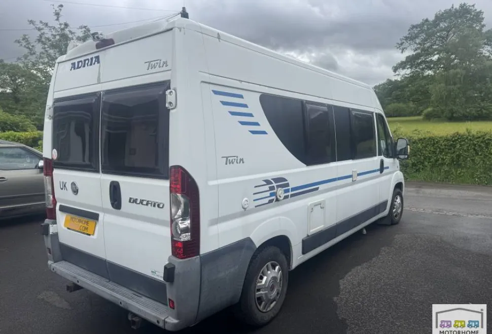 Adria Twin  2010