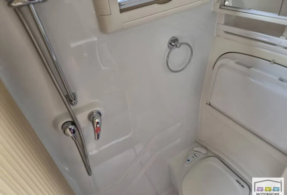 Romahome R40  2010