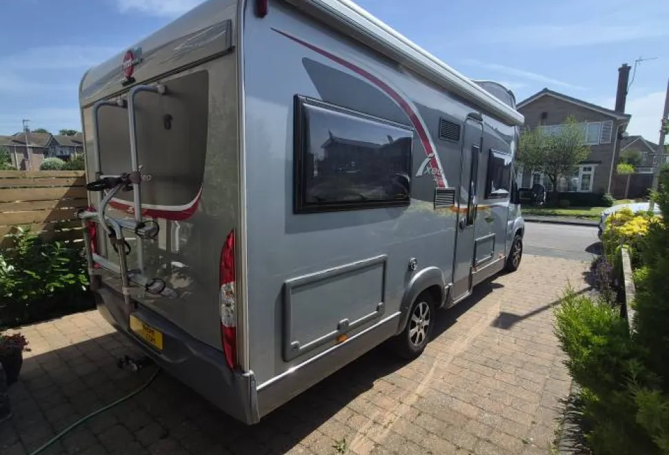 Burstner Ixeo IT700  2013