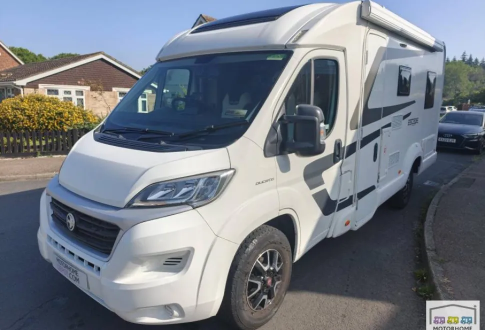 Swift Escape Compact C502 2021