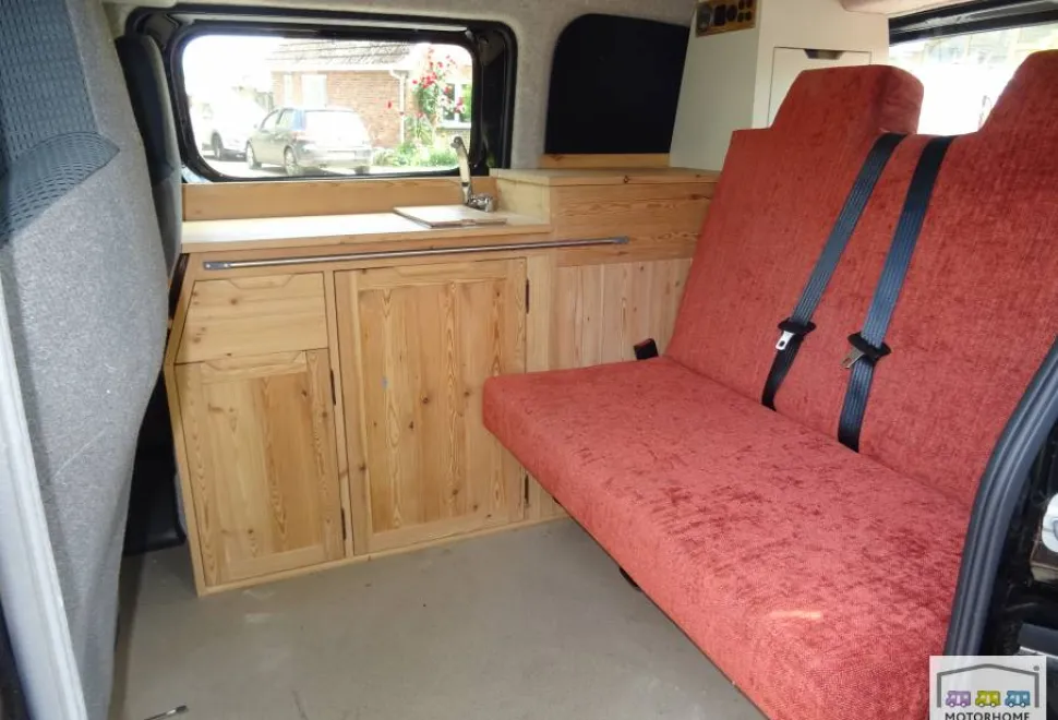 Nissan NV200  2021