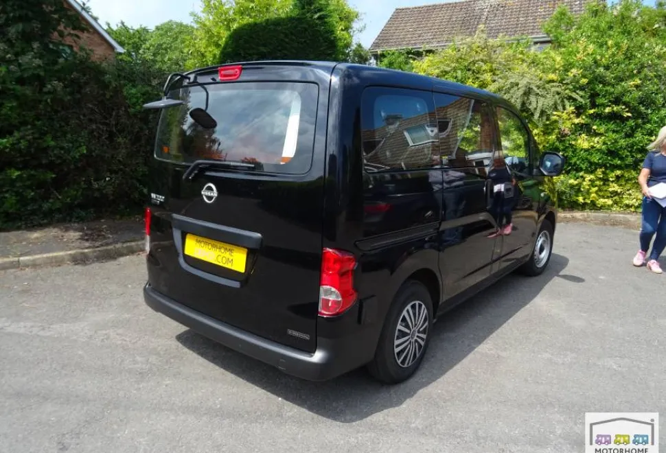 Nissan NV200  2021