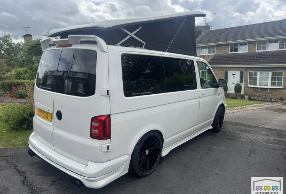Volkswagen T6  2017