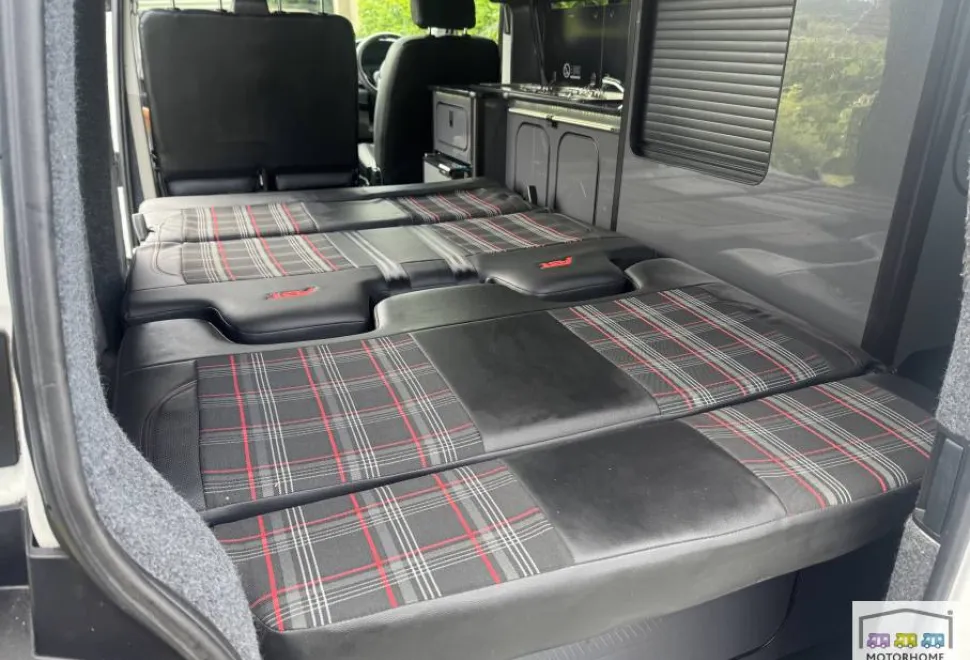 Volkswagen T6  2017