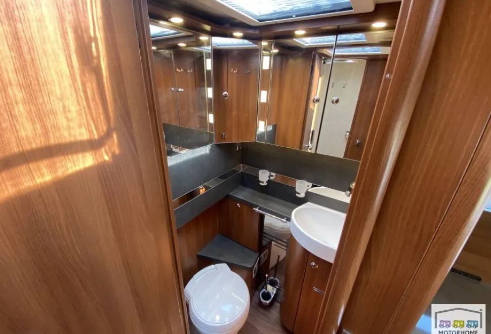 Carthago Liner-For-Two i53L 2022