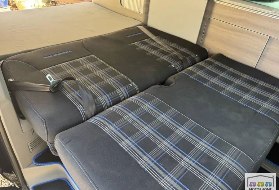 Volkswagen California  2012