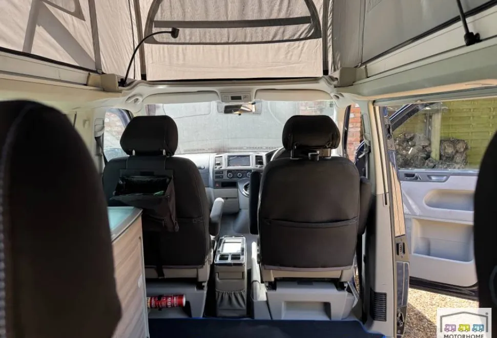 Volkswagen California  2012
