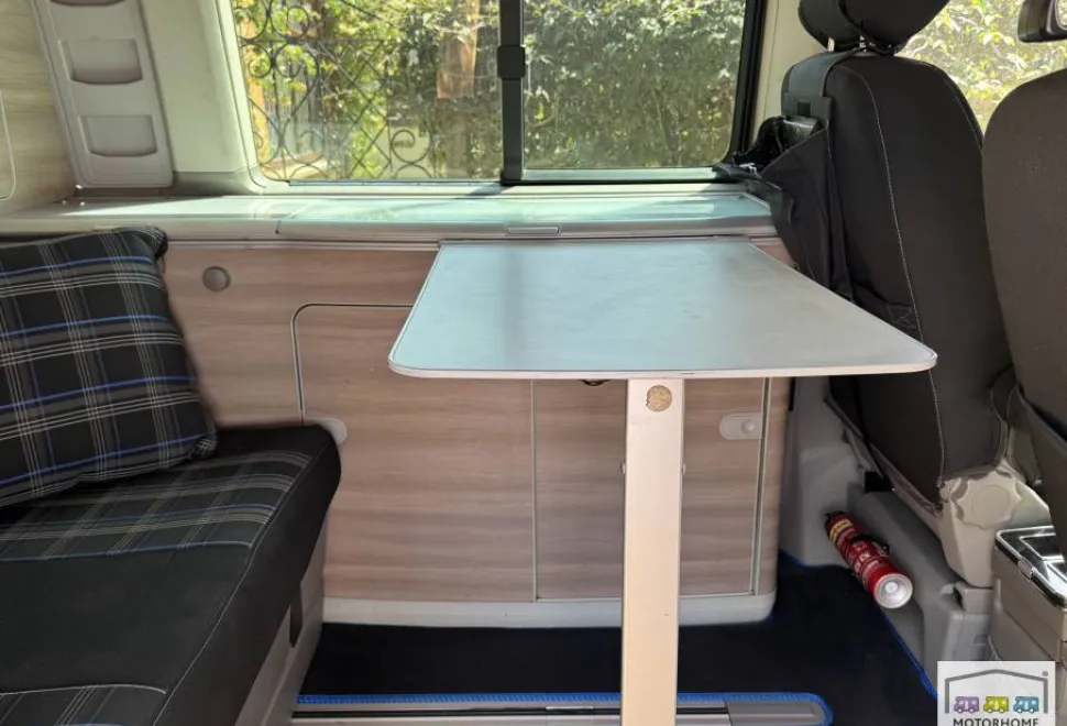 Volkswagen California  2012