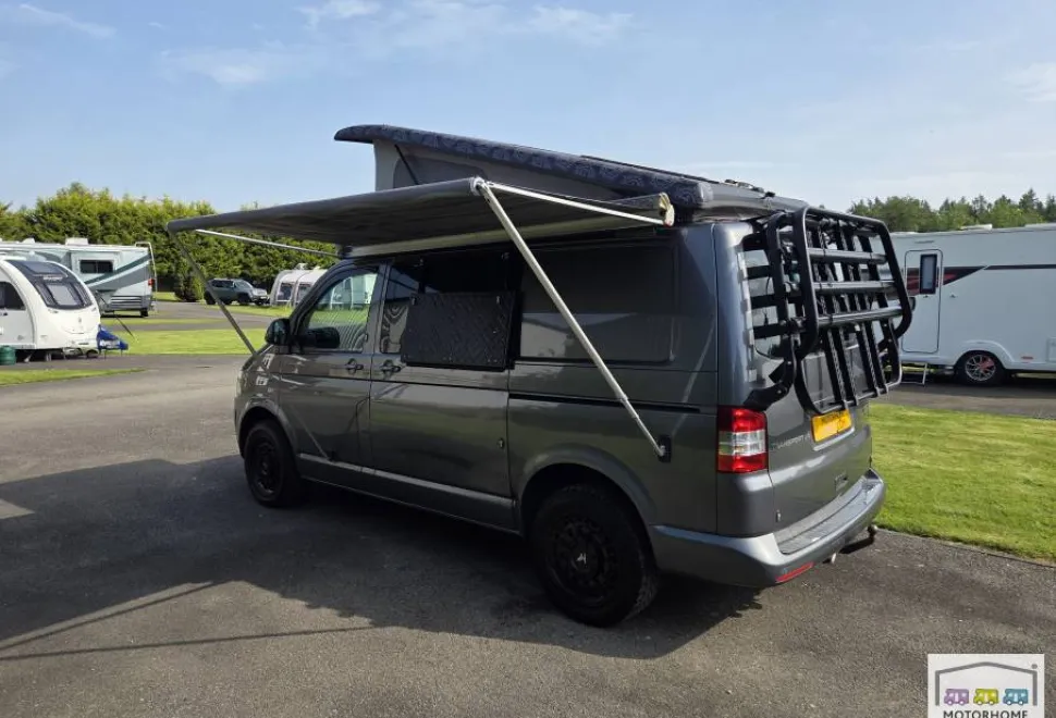 Volkswagen T30 Transporter Highline  2014