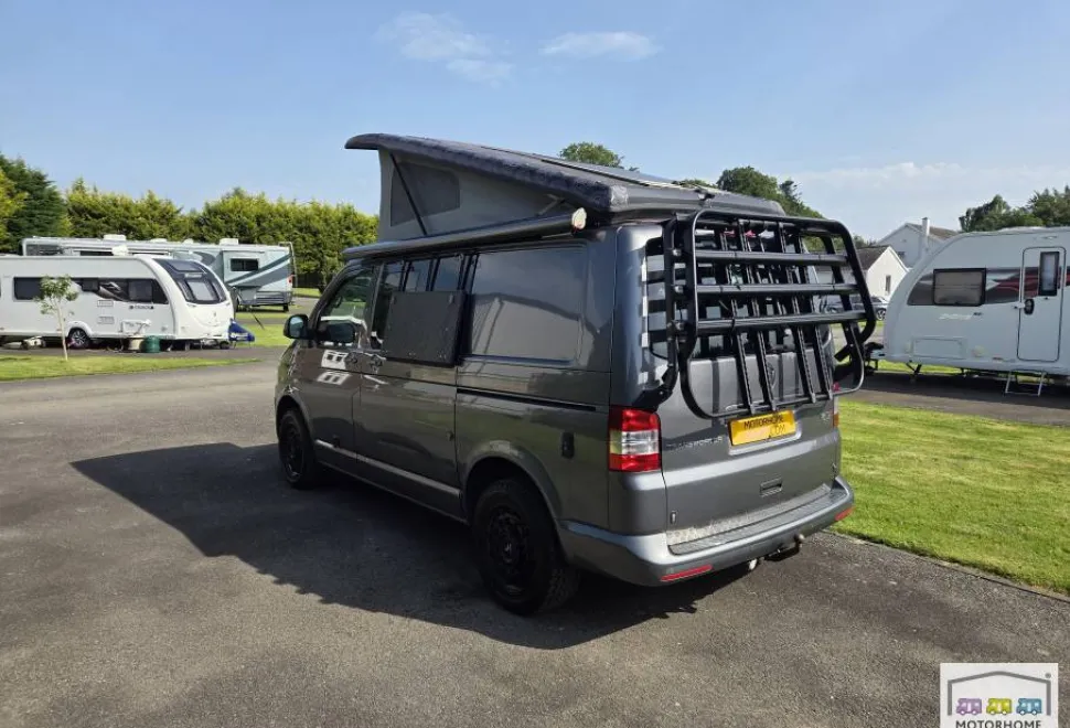 Volkswagen T30 Transporter Highline  2014