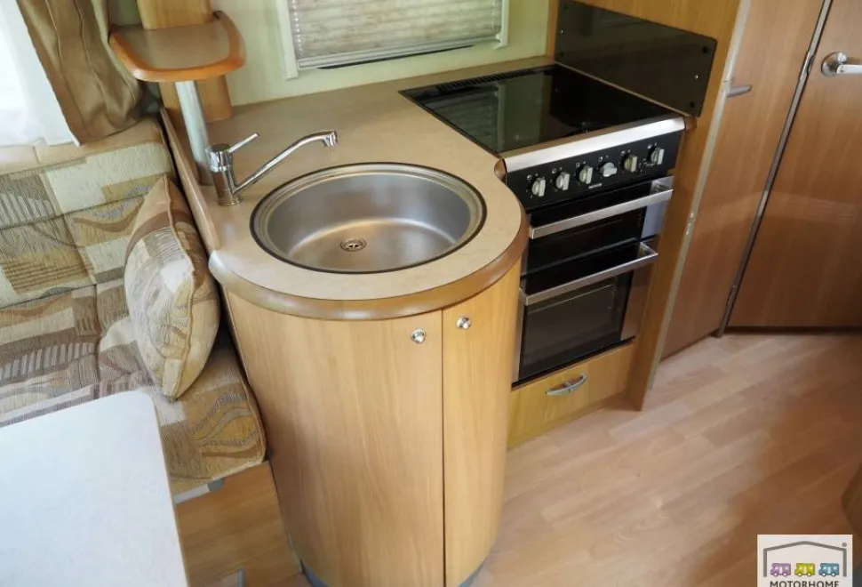 Swift Bolero 680fb 2011