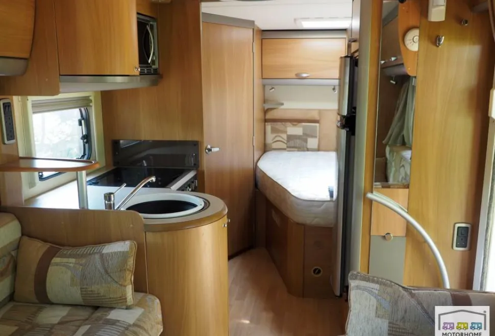 Swift Bolero 680fb 2011