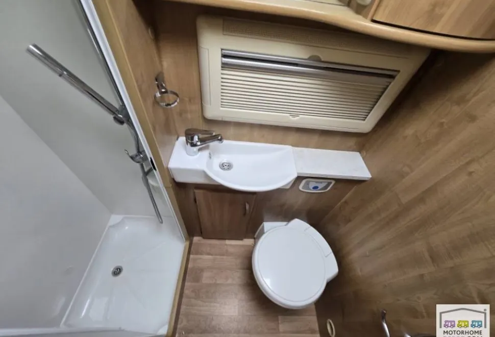 Auto-Trail Apache 725 SE 2009